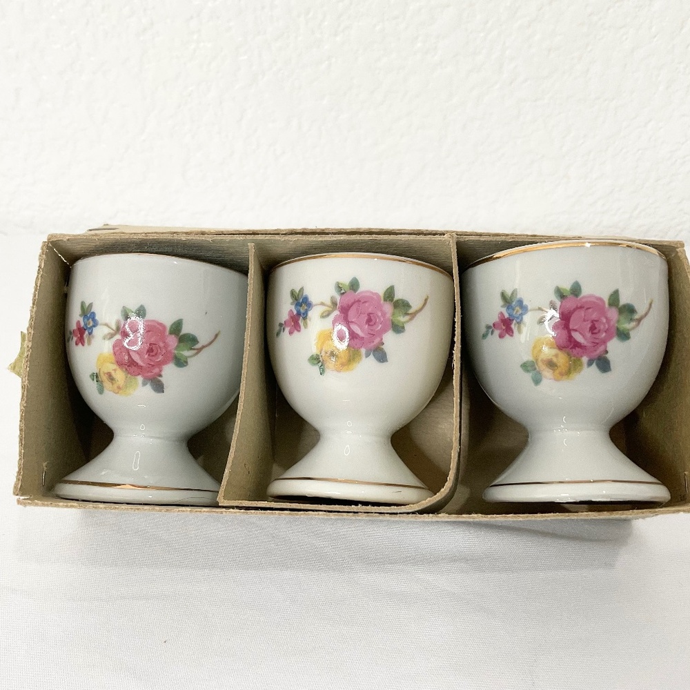 Vtg Foreign Ceramic  Egg Cup With Floral Design Set Of 3
